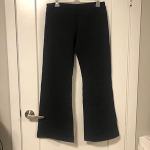 Lululemon yoga pants